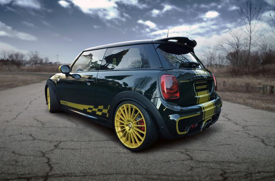  Mini Cooper S JCW F300 by Manhart Racing 2016 года  (фото 3 из 9)